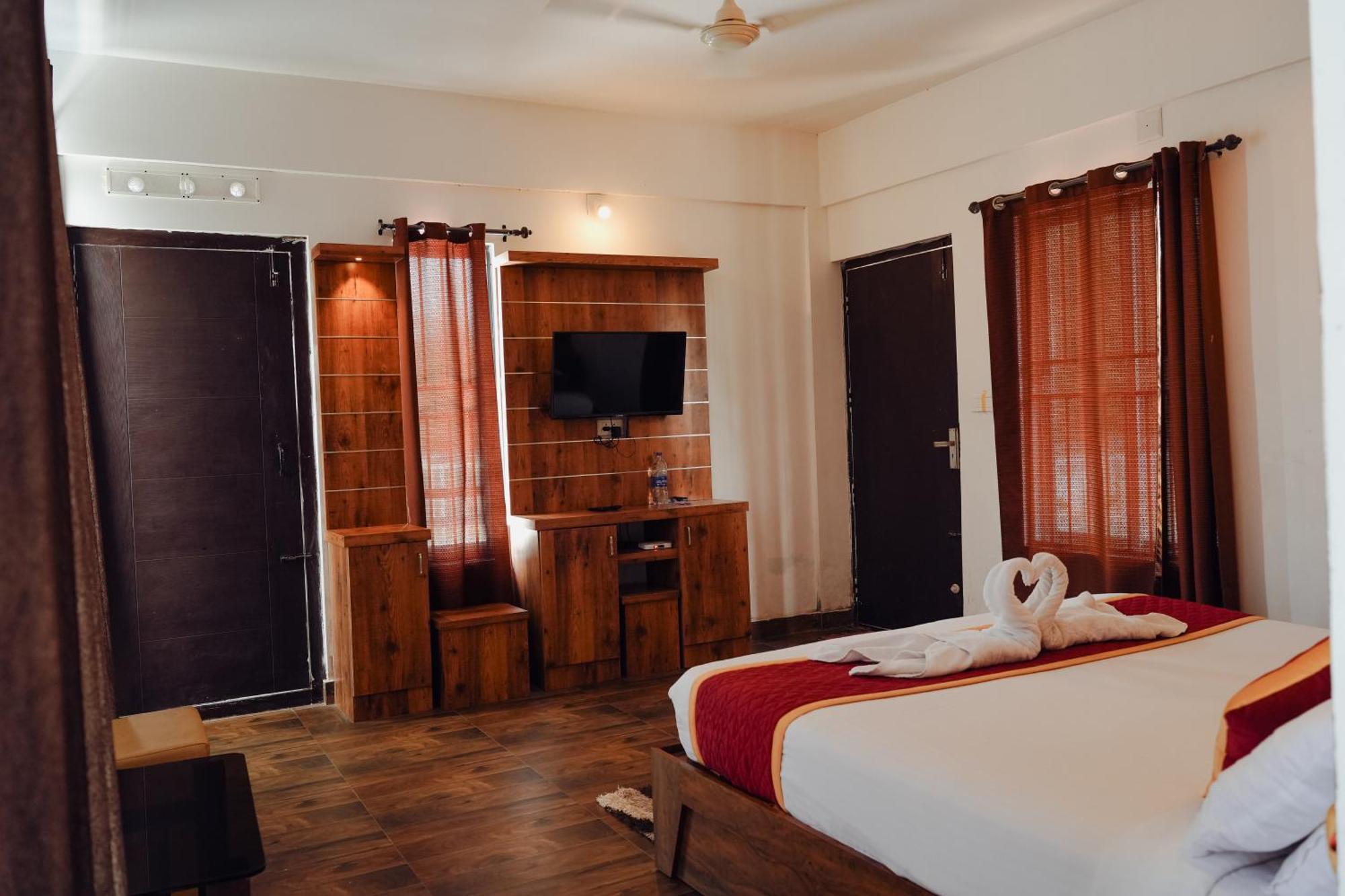 Haze Woods Resort Vaduvanchal Exterior foto